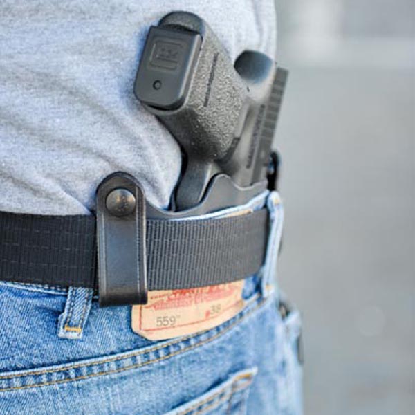 Open carry + cheap holster = you scare me
